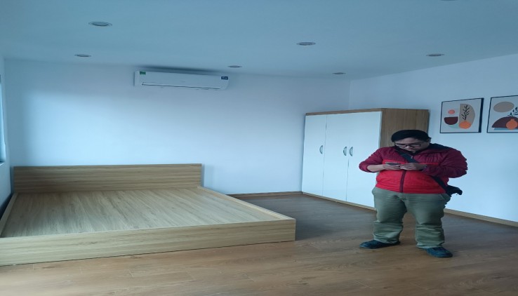 Cho thuê làm căn hộ dịch vụ 89 Phố Thanh Nhàn, 45m2, 5 tầng, 9 ngủ khép kín full đồ vào ngay